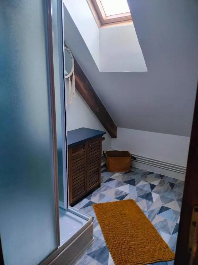 Holiday home Gite Au Gre Du Vent - 12 Personnes - Calme, Nature Et Confort La Goutelle