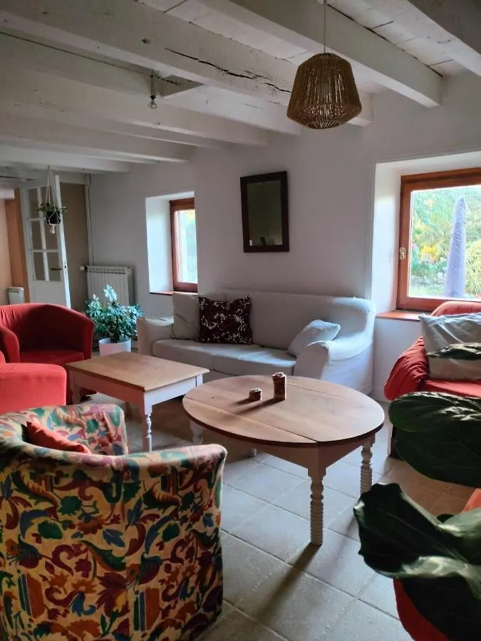 Gite Au Gre Du Vent - 12 Personnes - Calme, Nature Et Confort La Goutelle Holiday home